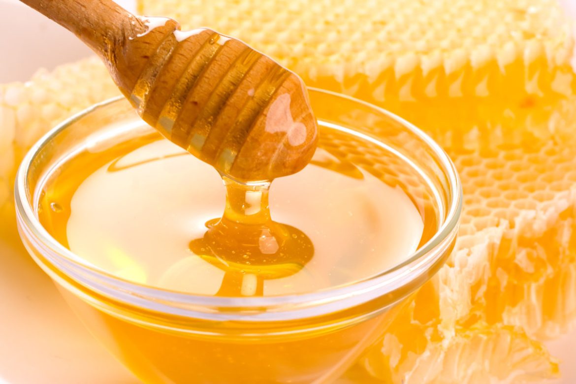 از عسل اصل گون قبه عنوان ماسک صورت استفاده کنید